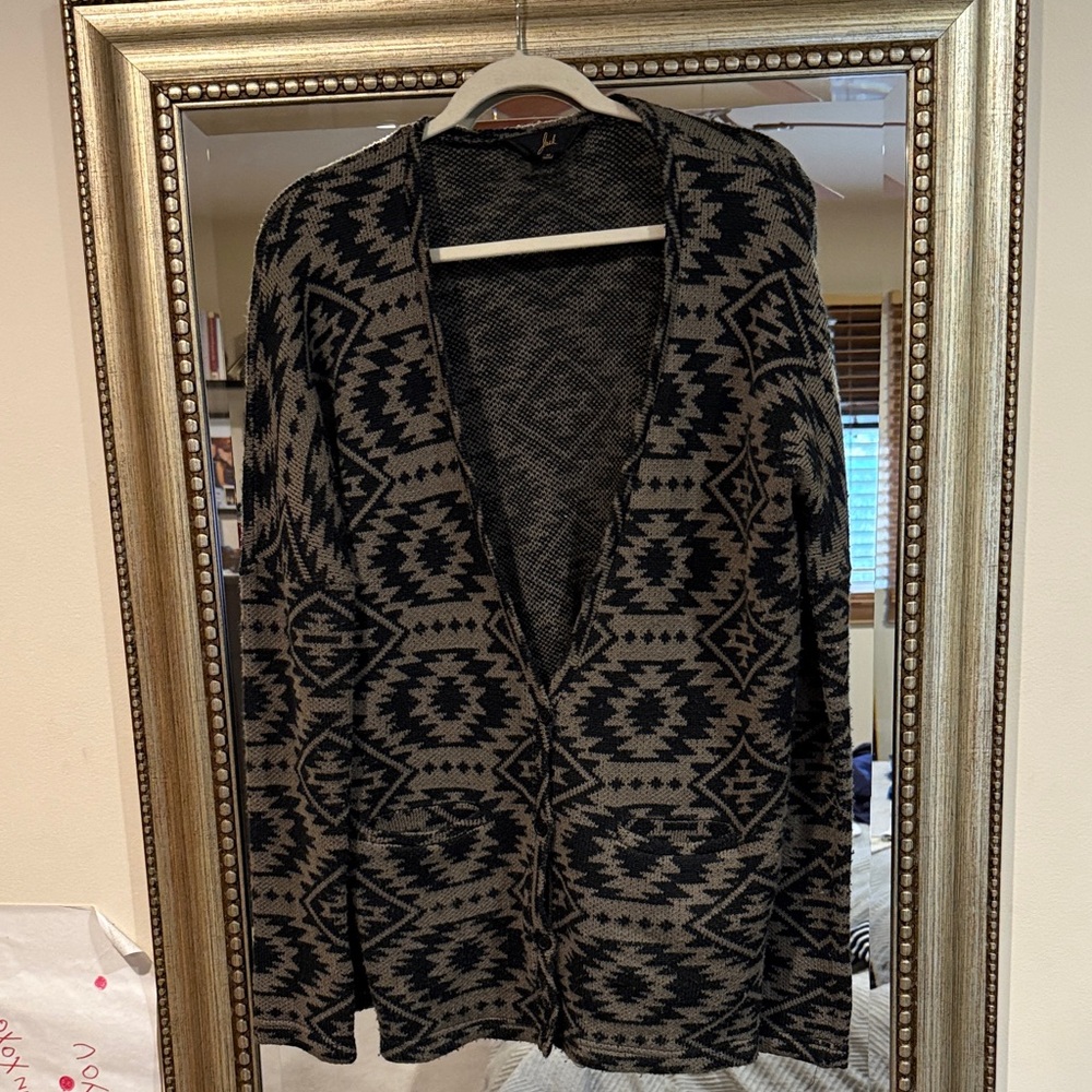 JACK Aztec Patterned Black and Gray Women Sweater